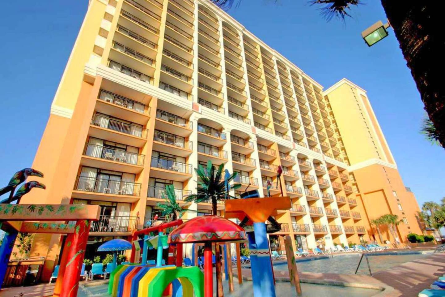 Oversized Ocean View Queen Suite With Beautiful Fireplace And Accents - Sleeps 4 Guests! Myrtle Beach Room photo